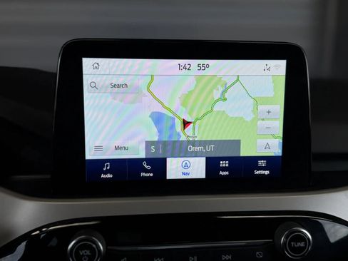 Used 2022 Ford Escape SE w/ SE Sport Appearance Package image 29