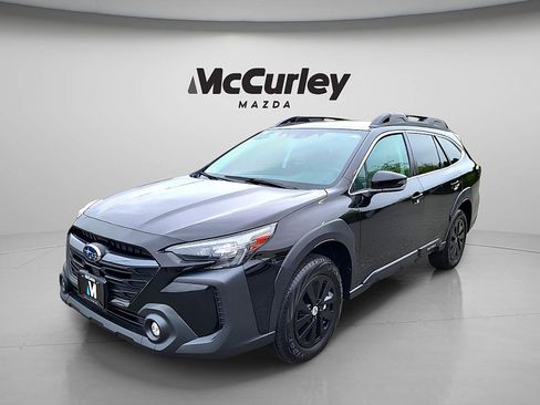 Used 2023 Subaru Outback Premium w/ Popular Package #1 AWD/4WD image 3