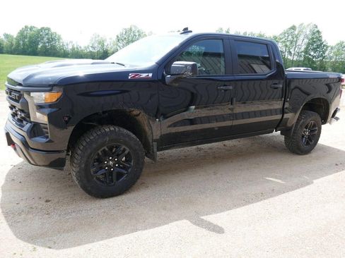 New 2026 Chevrolet Silverado 1500 Custom Trail Boss AWD/4WD image 9