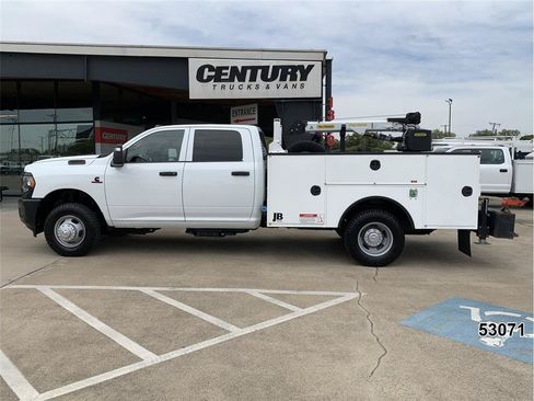 Used 2024 RAM 3500 Tradesman AWD/4WD image 6