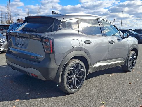 New 2026 Nissan Kicks SR w/ SR Premium Package image 4