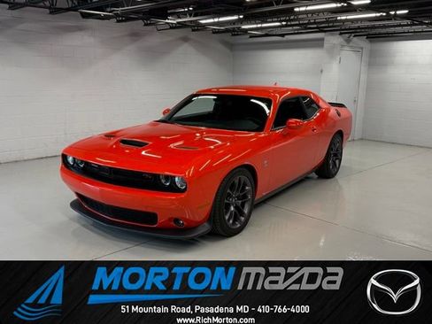 Used 2023 Dodge Challenger R/T Scat Pack RWD image 1