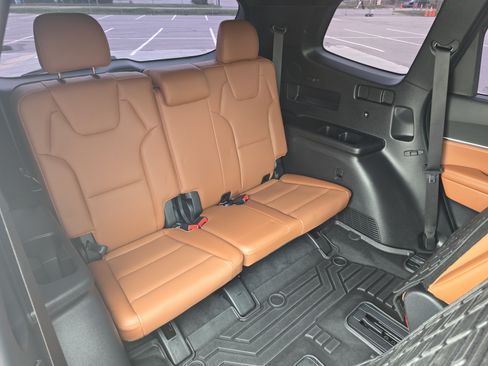 Used 2025 Kia Telluride SX Prestige X-Line AWD/4WD image 12