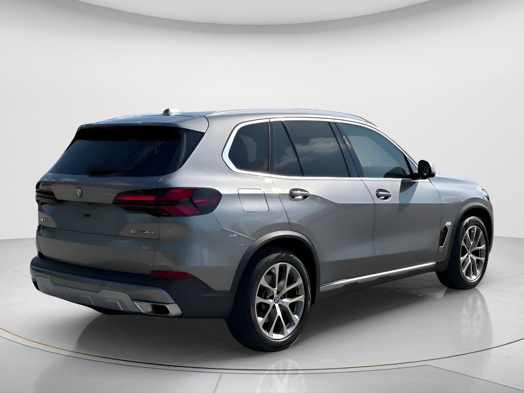 Certified 2024 BMW X5 sDrive40i w/ Premium Package RWD image 5