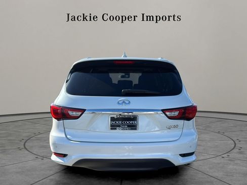 Used 2017 INFINITI QX60 Base w/ Premium Plus Package image 4