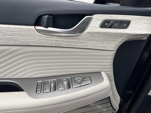Used 2024 Hyundai Palisade Calligraphy FWD image 22