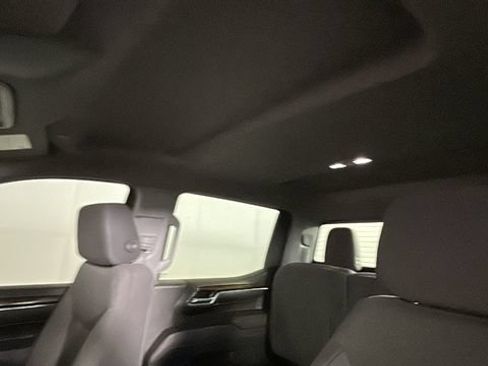 Used 2023 GMC Sierra 1500 Elevation w/ Preferred Package AWD/4WD image 12