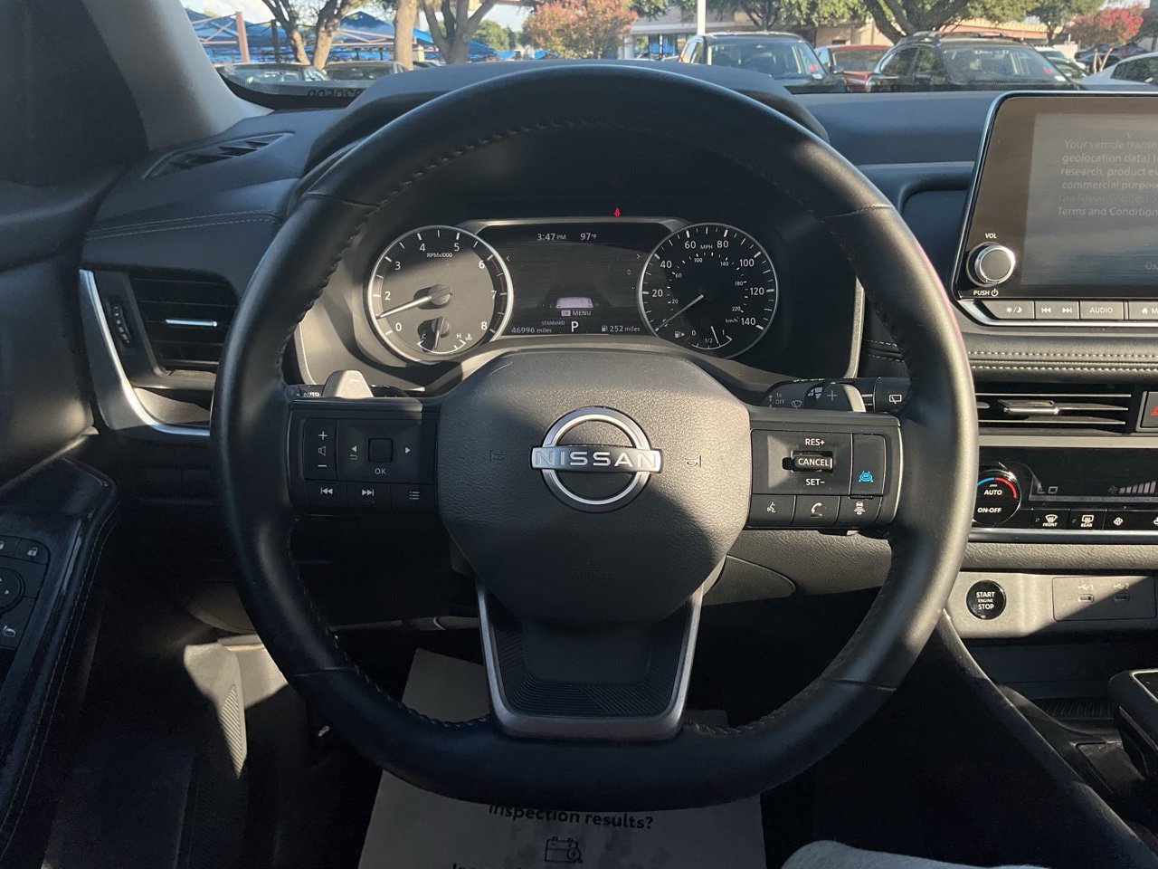 Used 2025 Nissan Rogue SV FWD image 33