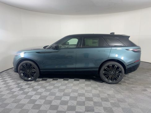 New 2026 Land Rover Range Rover Velar Dynamic SE image 2