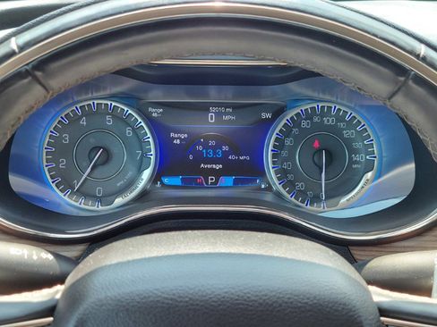 Used 2015 Chrysler 200 C w/ Navigation & Sound Group I image 18