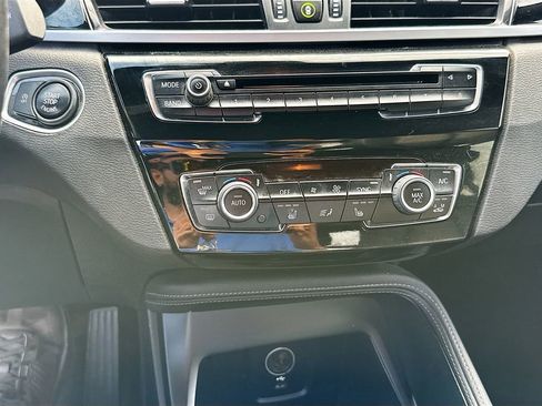 Used 2019 BMW X1 xDrive28i image 17