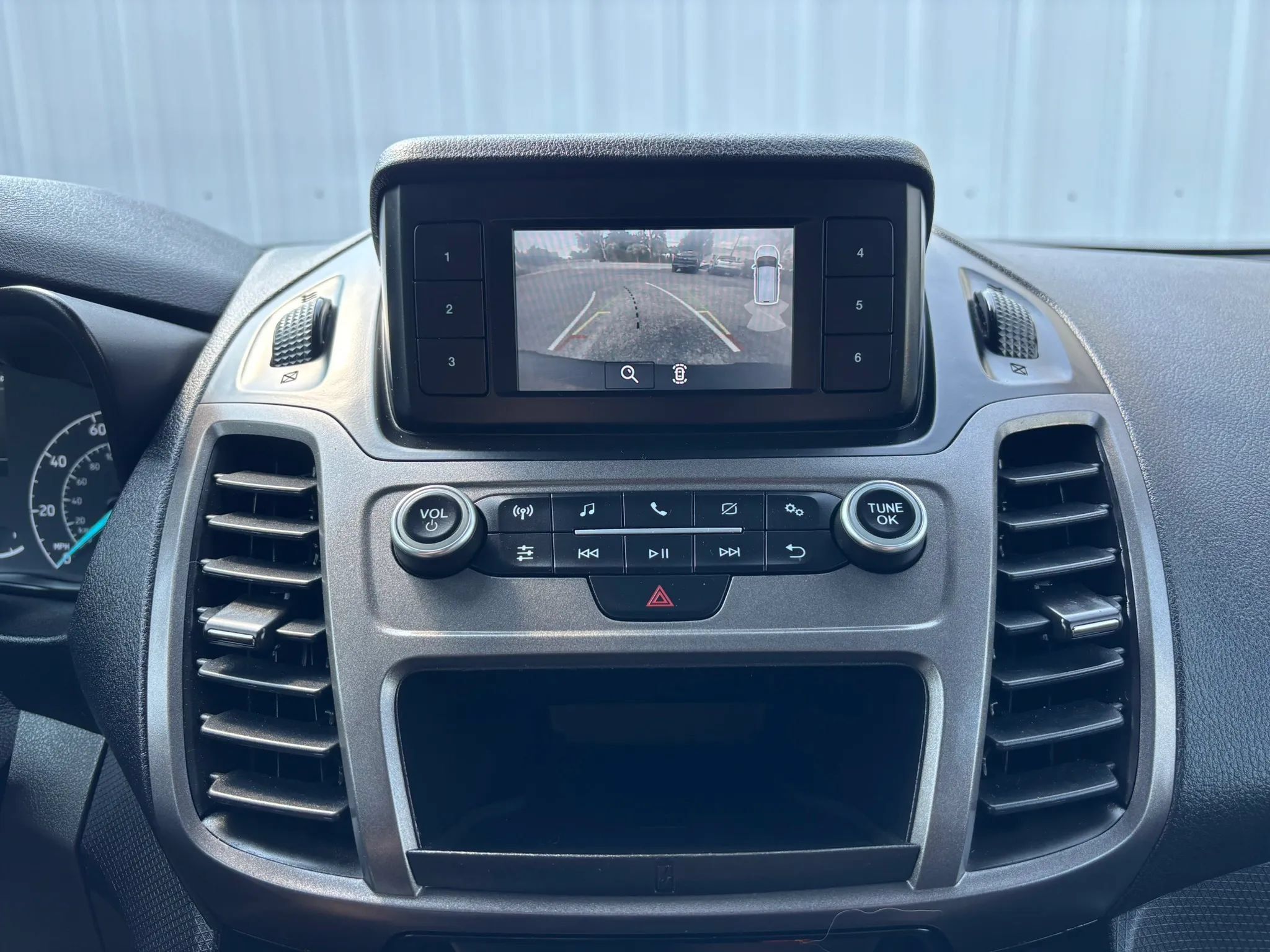 Used 2019 Ford Transit Connect XL FWD image 27