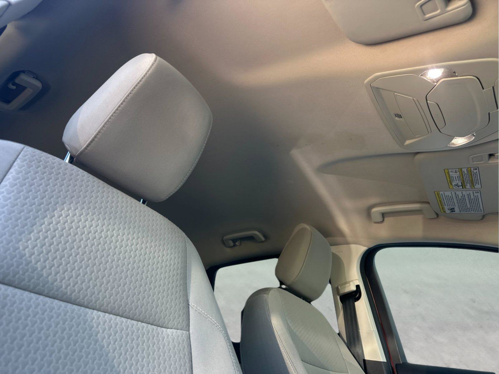 Used 2019 Ford Escape SE FWD image 17