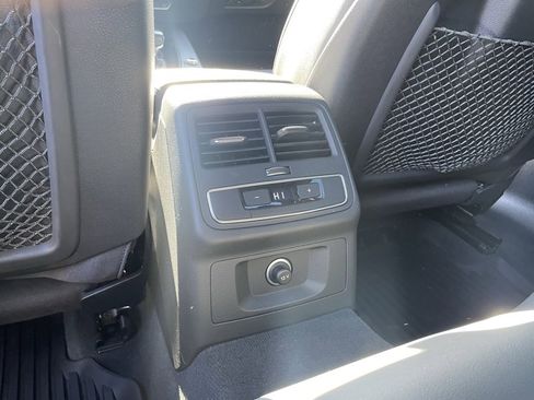 Used 2021 Audi A4 2.0T Premium w/ Convenience Package image 25
