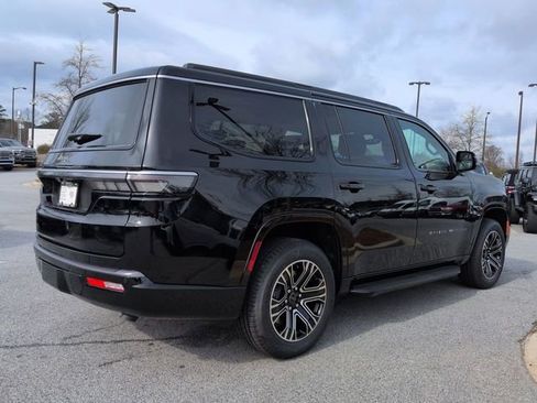 New 2026 Jeep Compass Latitude image 4