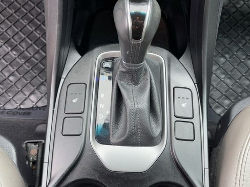 Used 2018 Hyundai Santa Fe Sport image 25