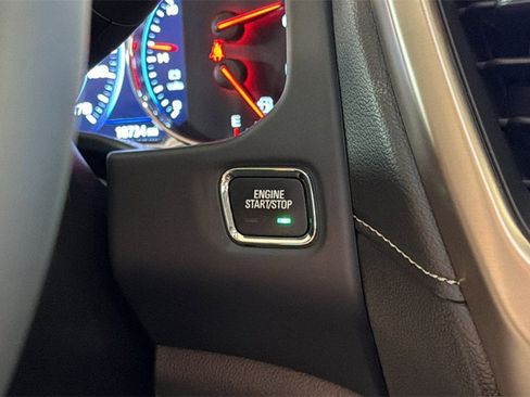 Used 2023 GMC Acadia Denali w/ Denali Ultimate Package image 35