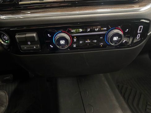 Used 2024 Chevrolet Silverado 2500 LT image 20