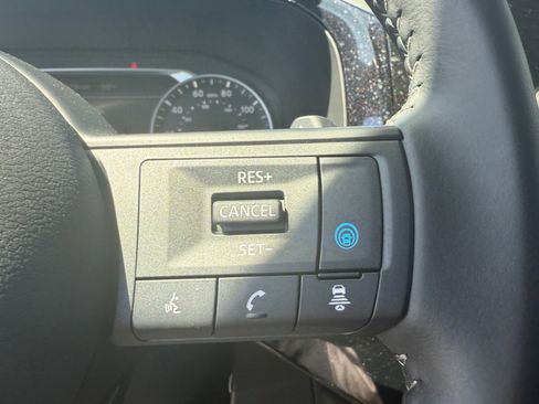 New 2025 Nissan Pathfinder SV w/ Cargo Package image 25