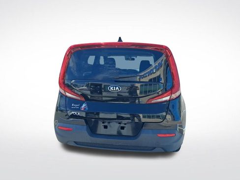 Used 2020 Kia Soul LX FWD image 7