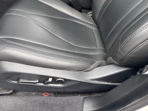 Used 2023 Acura TLX FWD image 12