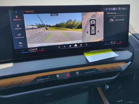 Certified 2025 BMW X3 xDrive30i w/ Premium Package image 23