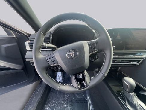 Used 2026 Toyota Camry SE image 13