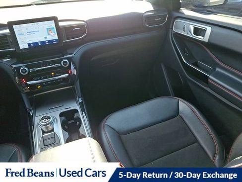 Used 2022 Ford Explorer ST-Line image 16