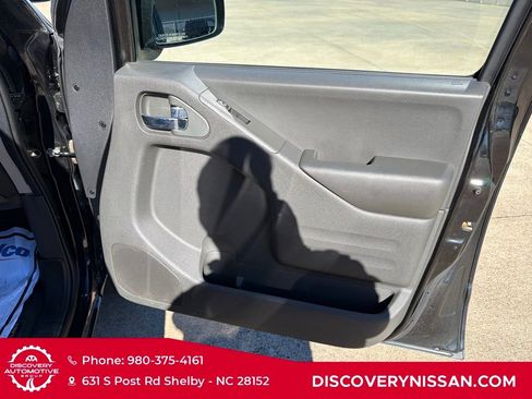 Certified 2018 Nissan Frontier PRO-4X image 34