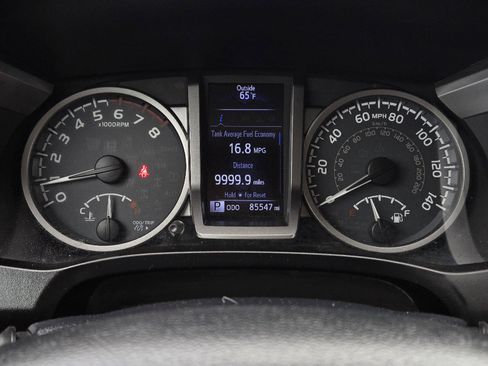 Used 2019 Toyota Tacoma SR5 image 6