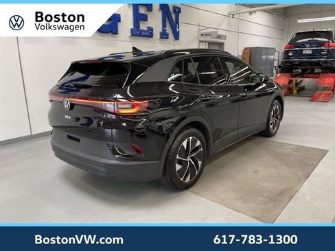 Certified 2022 Volkswagen ID.4 Pro image 4