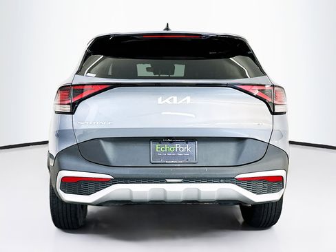 Used 2025 Kia Sportage LX image 7