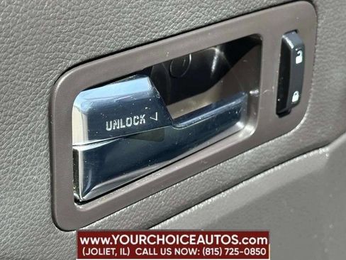 Used 2010 Ford Fusion SE image 13