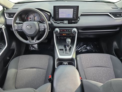 Used 2019 Toyota RAV4 XLE image 9