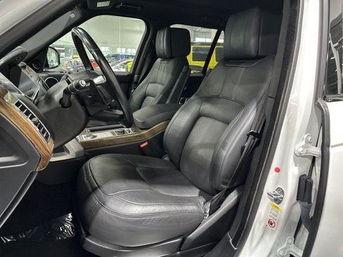 Used 2019 Land Rover Range Rover Supercharged AWD/4WD image 5