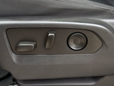 Used 2023 Chevrolet Silverado 1500 Custom Trail Boss image 27