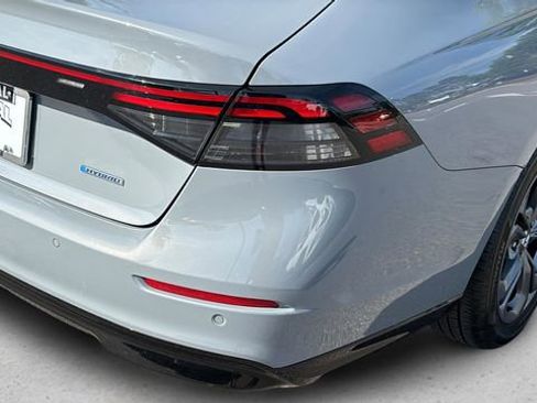 Used 2023 Honda Accord EX-L image 37