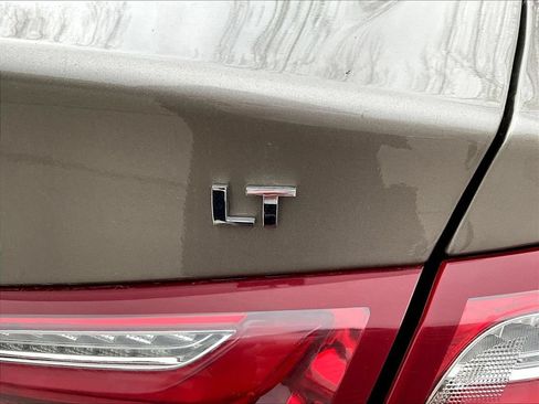 Used 2024 Chevrolet Malibu LT FWD image 27