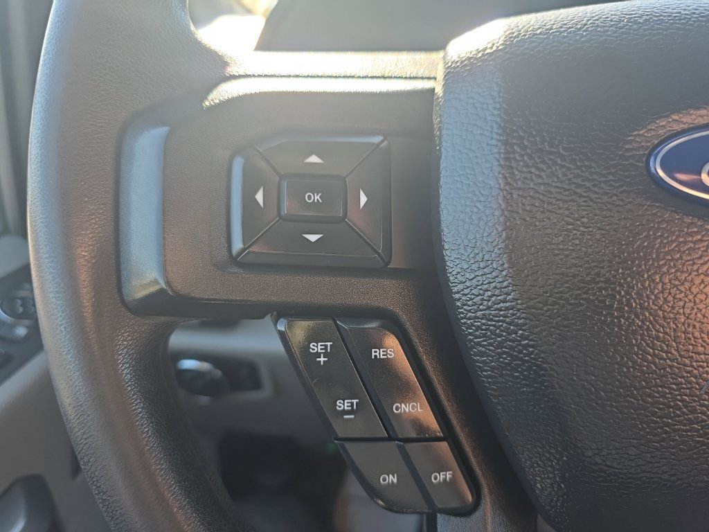 Used 2021 Ford F250 XLT w/ XLT Premium Package AWD/4WD image 32