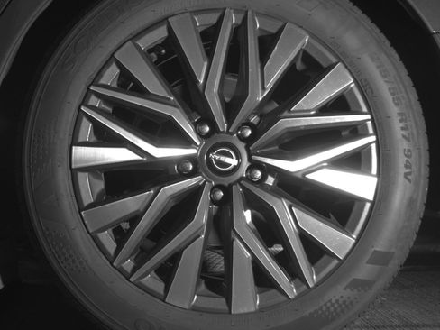 Used 2025 Nissan Altima 2.5 SV image 14