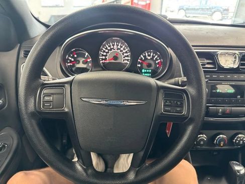 Used 2013 Chrysler 200 LX FWD image 31