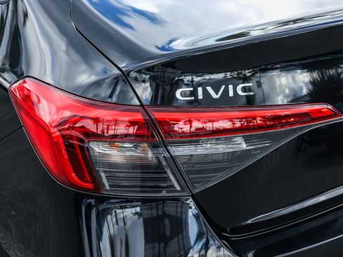 Certified 2023 Honda Civic Sport image 8