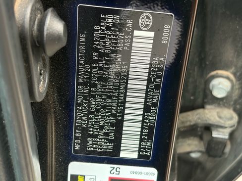 Used 2021 Toyota Camry SE FWD image 10