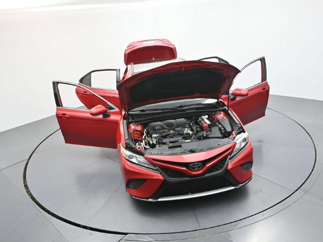 Used 2019 Toyota Camry XSE FWD image 43