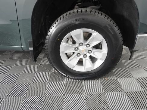 Used 2025 Chevrolet Silverado 1500 LT AWD/4WD image 15
