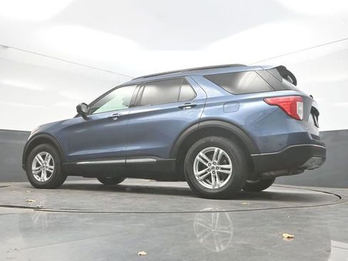 Used 2020 Ford Explorer XLT w/ Equipment Group 202A image 28