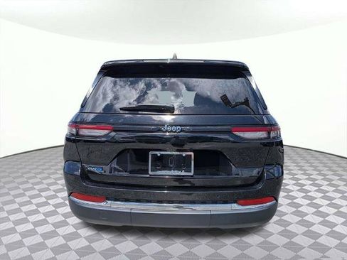 Used 2024 Jeep Grand Cherokee Limited 4xe AWD/4WD image 4