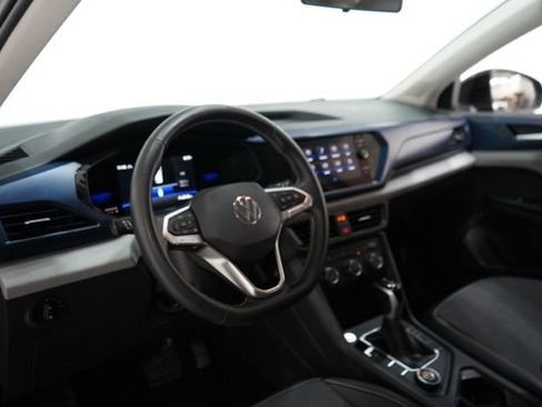 Used 2022 Volkswagen Taos SE image 17