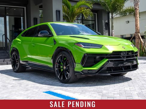 Used 2024 Lamborghini Urus S AWD/4WD image 1