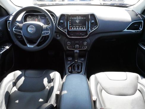 Used 2022 Jeep Cherokee Limited AWD/4WD image 10